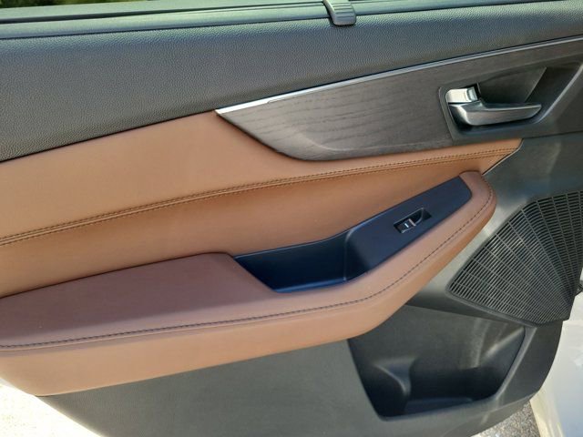 Used 2023 Acura MDX SH-AWD w/ Advance Package image 15