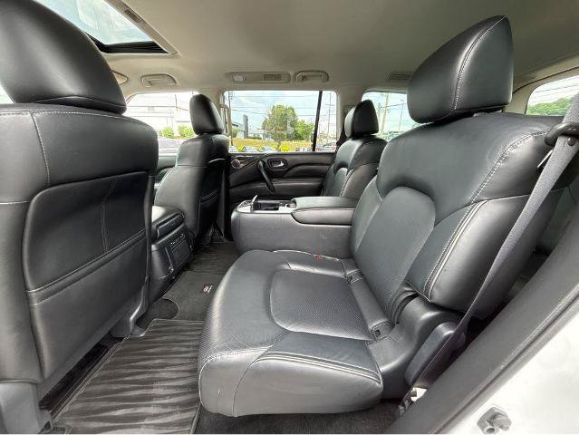 Used 2023 INFINITI QX80 Luxe w/ All-Season Package AWD/4WD image 18