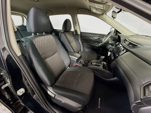 Used 2019 Nissan Rogue S image 27