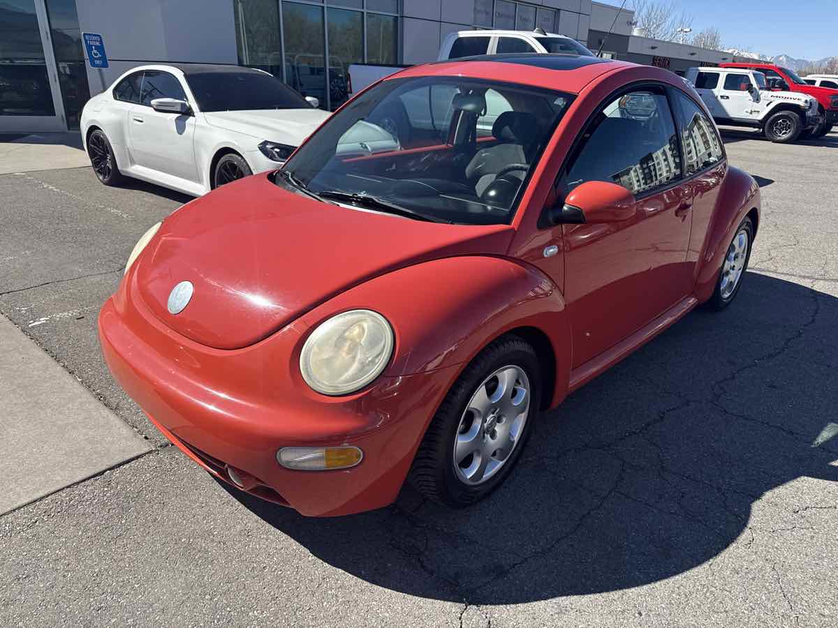 Used 2003 Volkswagen Beetle GLS FWD image 2