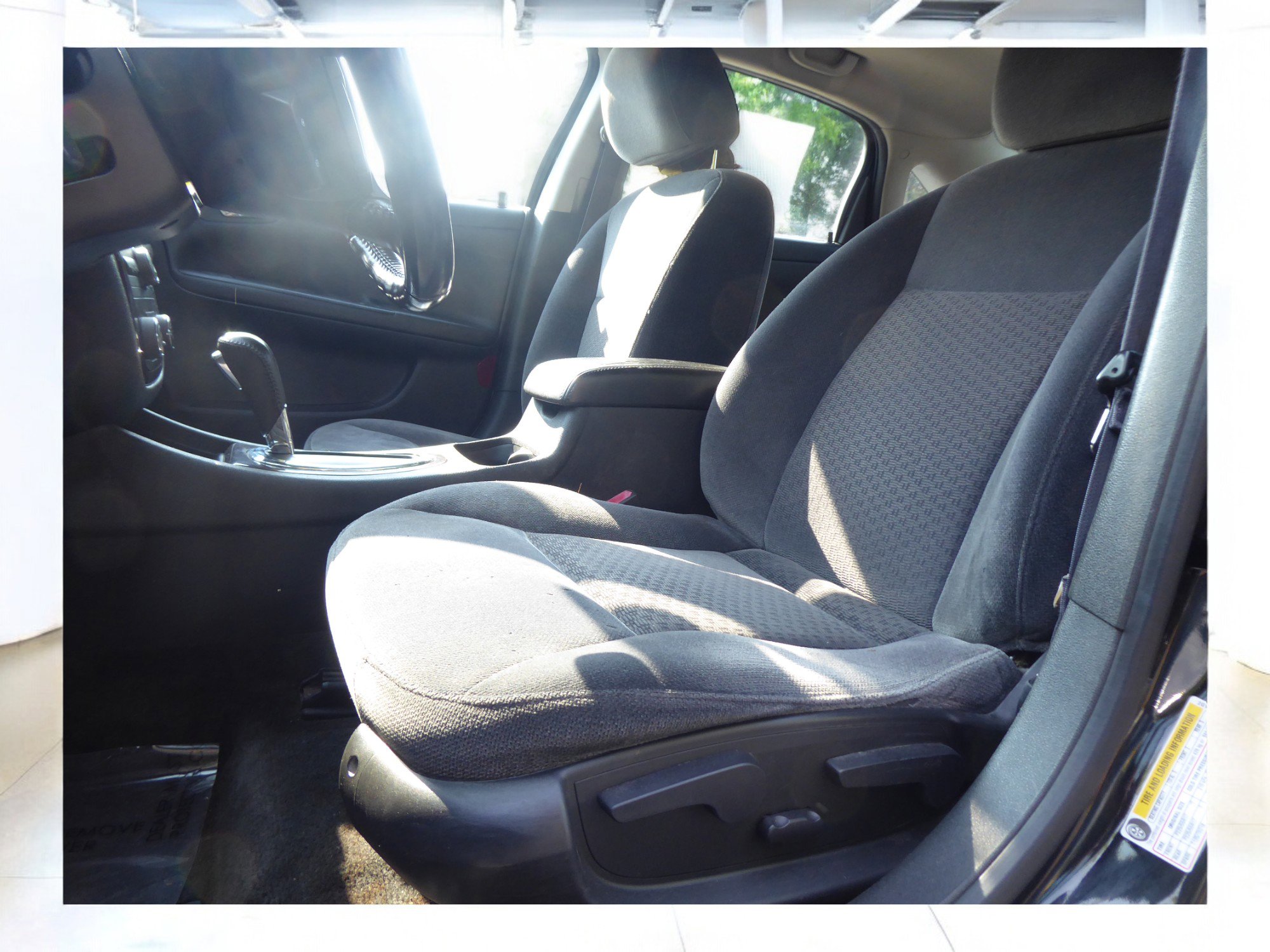 Used 2012 Chevrolet Impala LT w/ LT Sunroof Package image 15