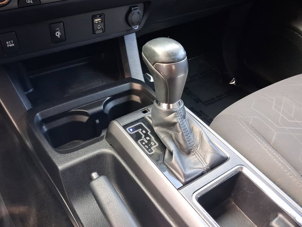 Used 2016 Toyota Tacoma TRD Sport w/ Towing Package AWD/4WD image 20