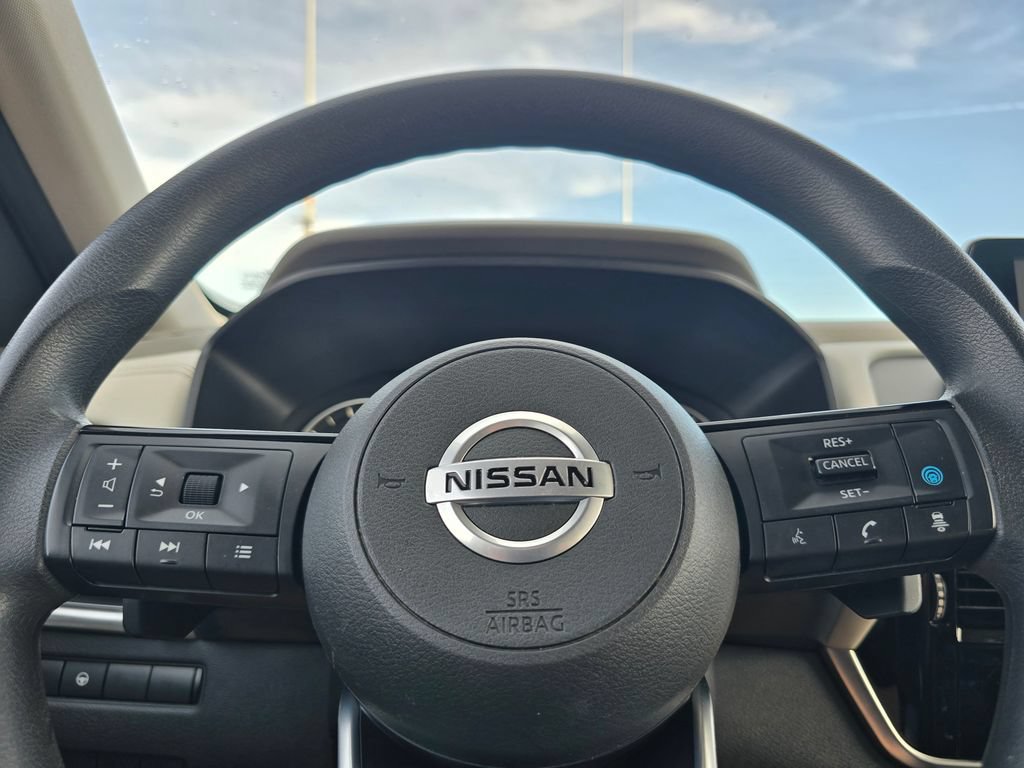 Used 2021 Nissan Rogue SV AWD/4WD image 25