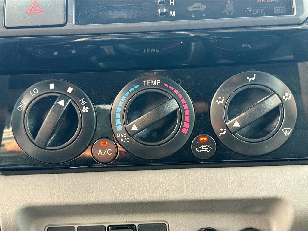 Used 2014 Toyota Tacoma 4x4 Double Cab w/ SR5 Package image 19