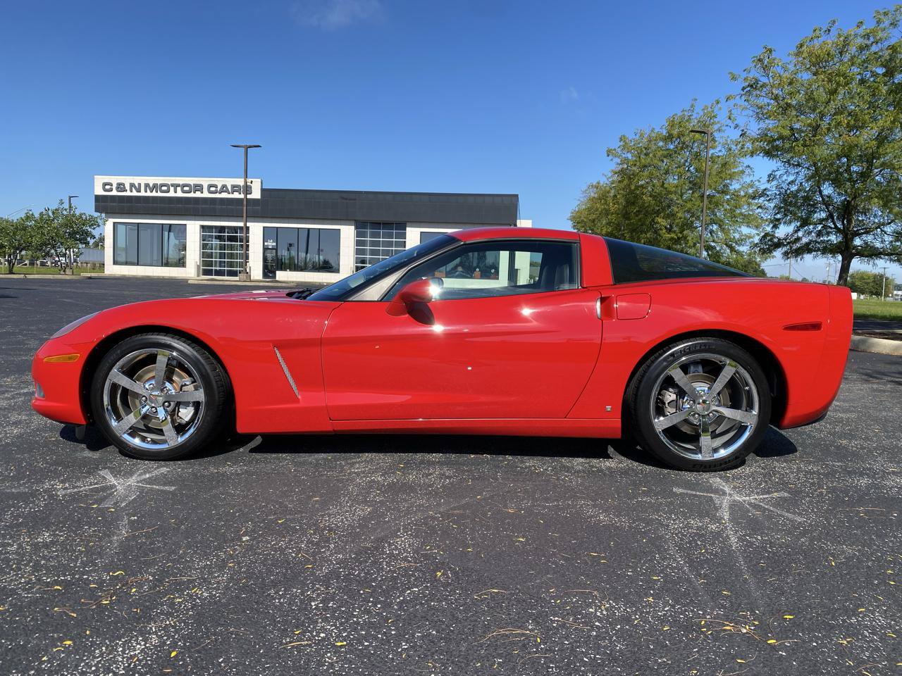 Used 2009 Chevrolet Corvette Coupe w/ Preferred Equipment Group RWD image 3