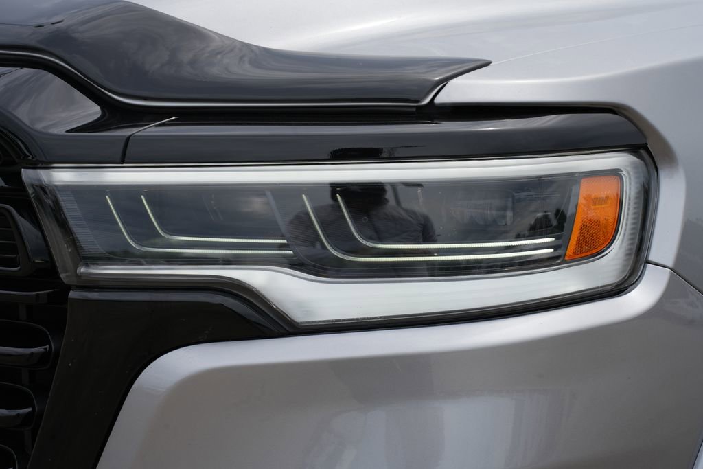 Used 2025 RAM 1500 Limited AWD/4WD image 26