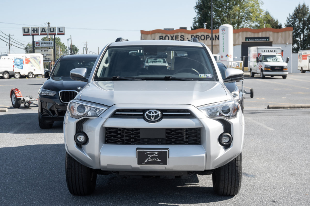 Used 2024 Toyota 4Runner SR5 image 5