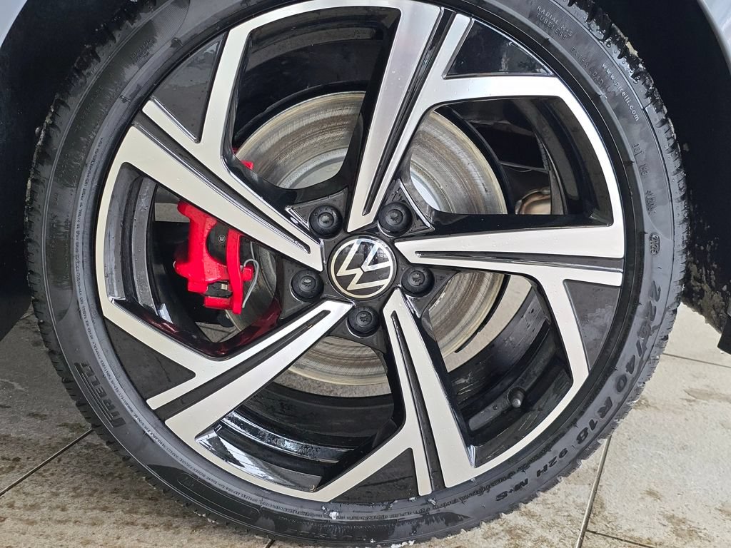 New 2026 Volkswagen GTI SE FWD image 11