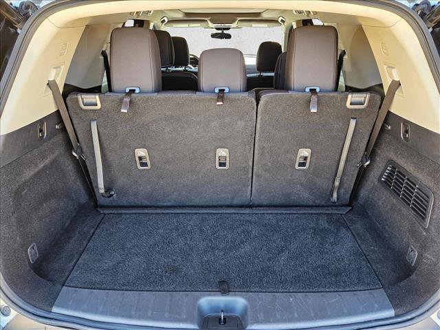 Used 2024 Nissan Pathfinder SV w/ SV Premium Package image 6