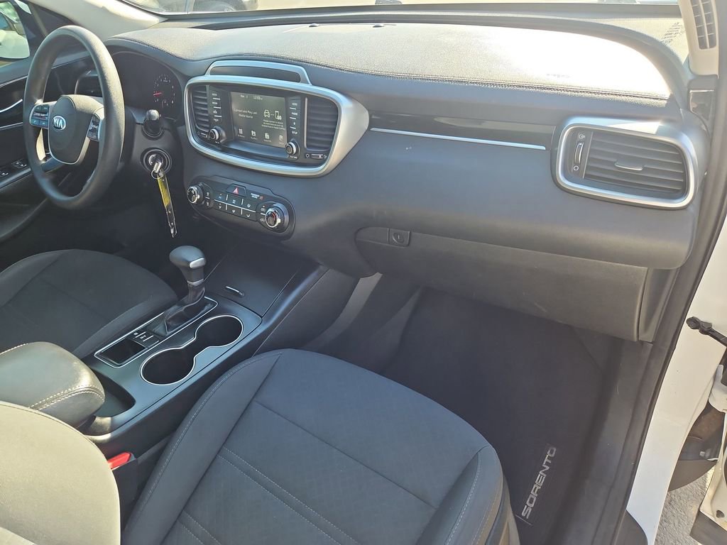 Used 2020 Kia Sorento AWD V6 image 17