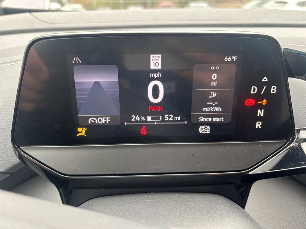 Certified 2024 Volkswagen ID.4 2WD image 16