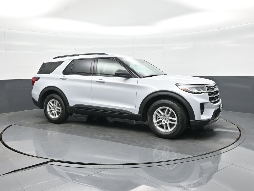 New 2026 Ford Explorer Active w/ Active Comfort Package image 10