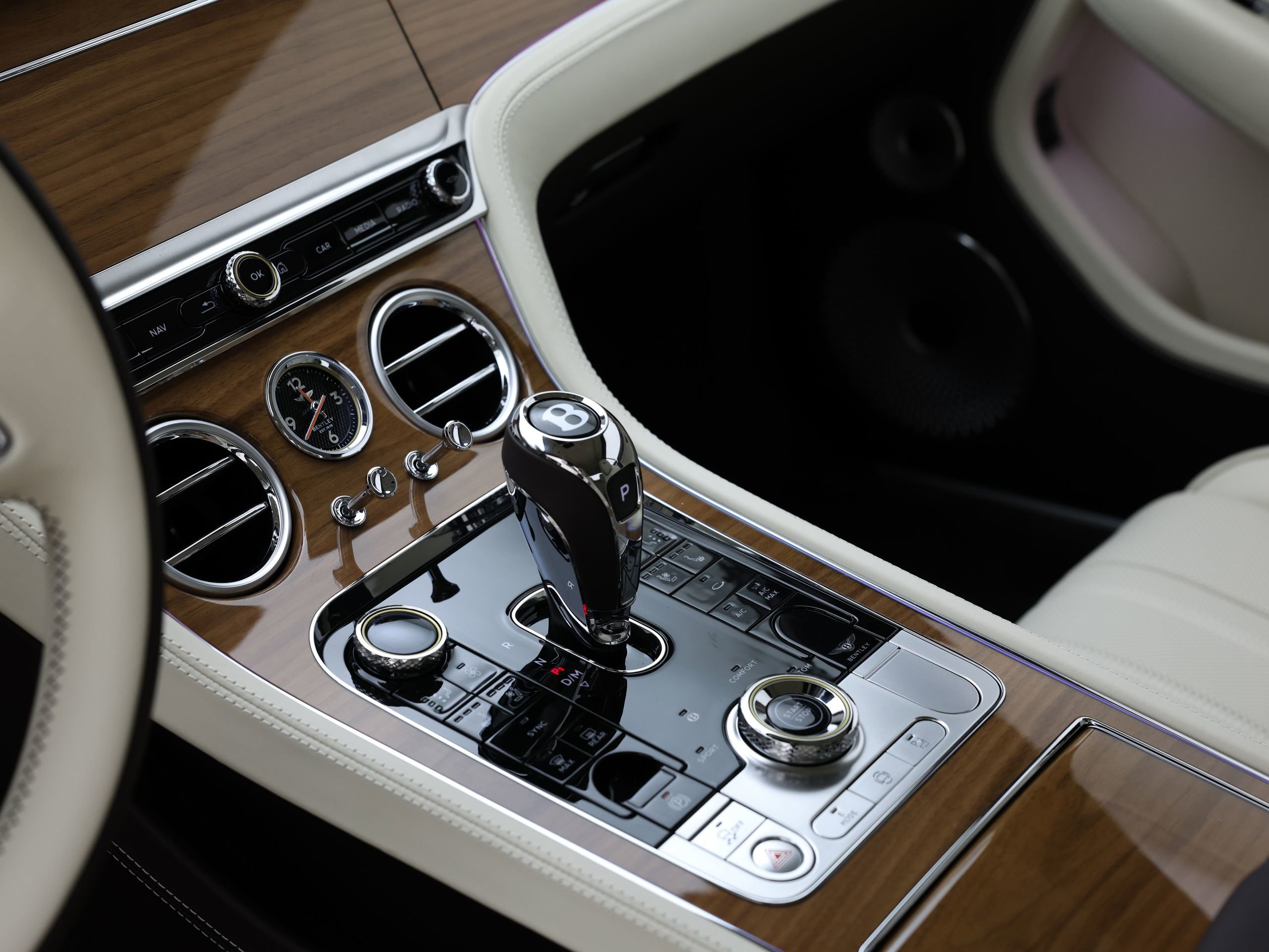 New 2026 Bentley Continental GT AWD/4WD image 13