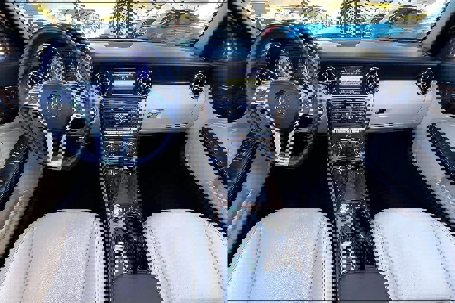 Used 2014 Mercedes-Benz SLK 250 image 15