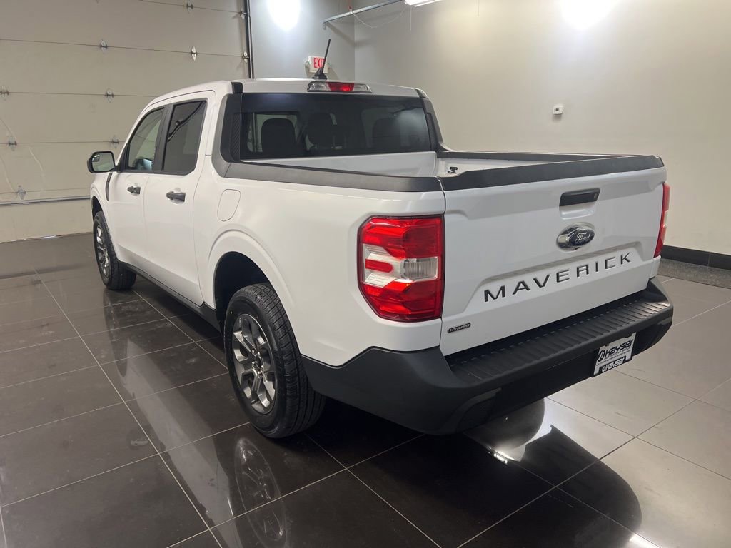 Certified 2022 Ford Maverick XLT FWD image 4