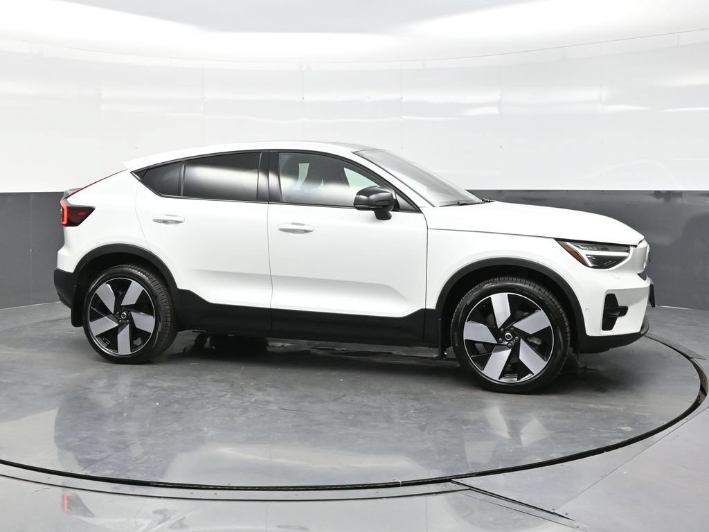 Used 2023 Volvo C40 P8 Recharge Ultimate AWD/4WD image 8