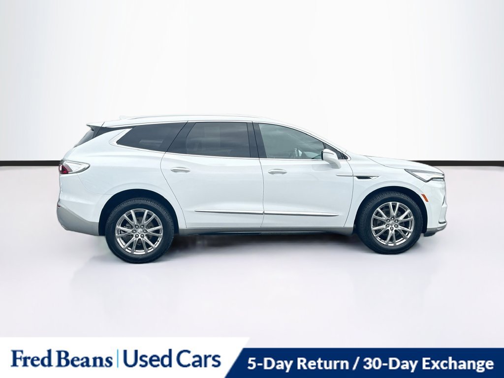 Used 2023 Buick Enclave Essence w/ Experience Buick Package AWD/4WD image 10