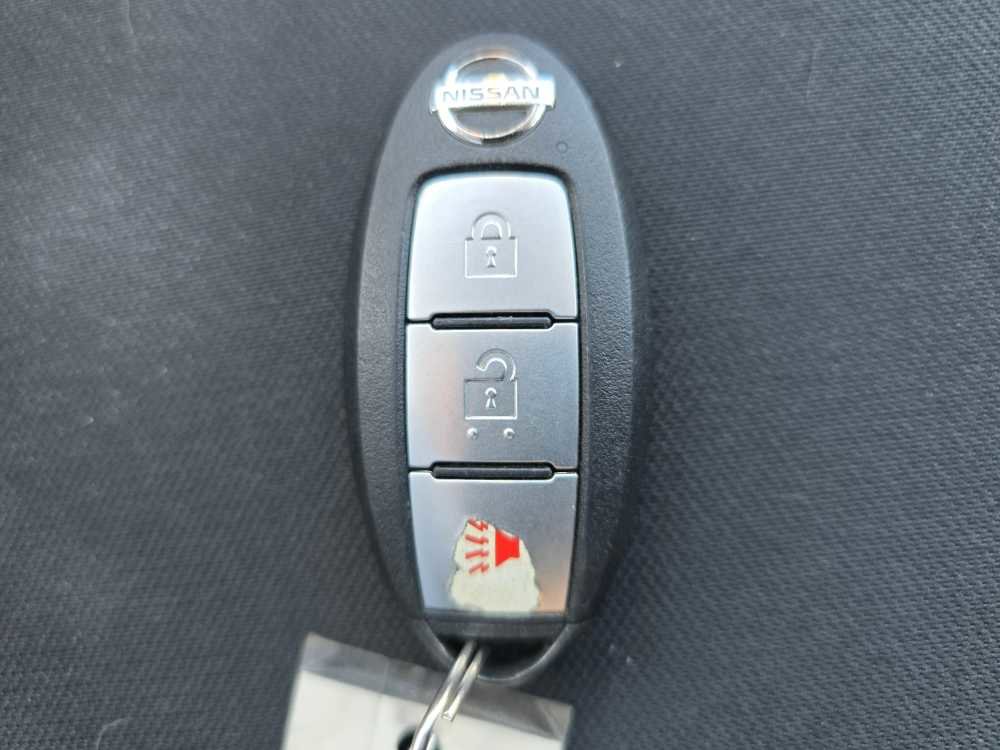 Used 2019 Nissan Titan SV AWD/4WD image 23