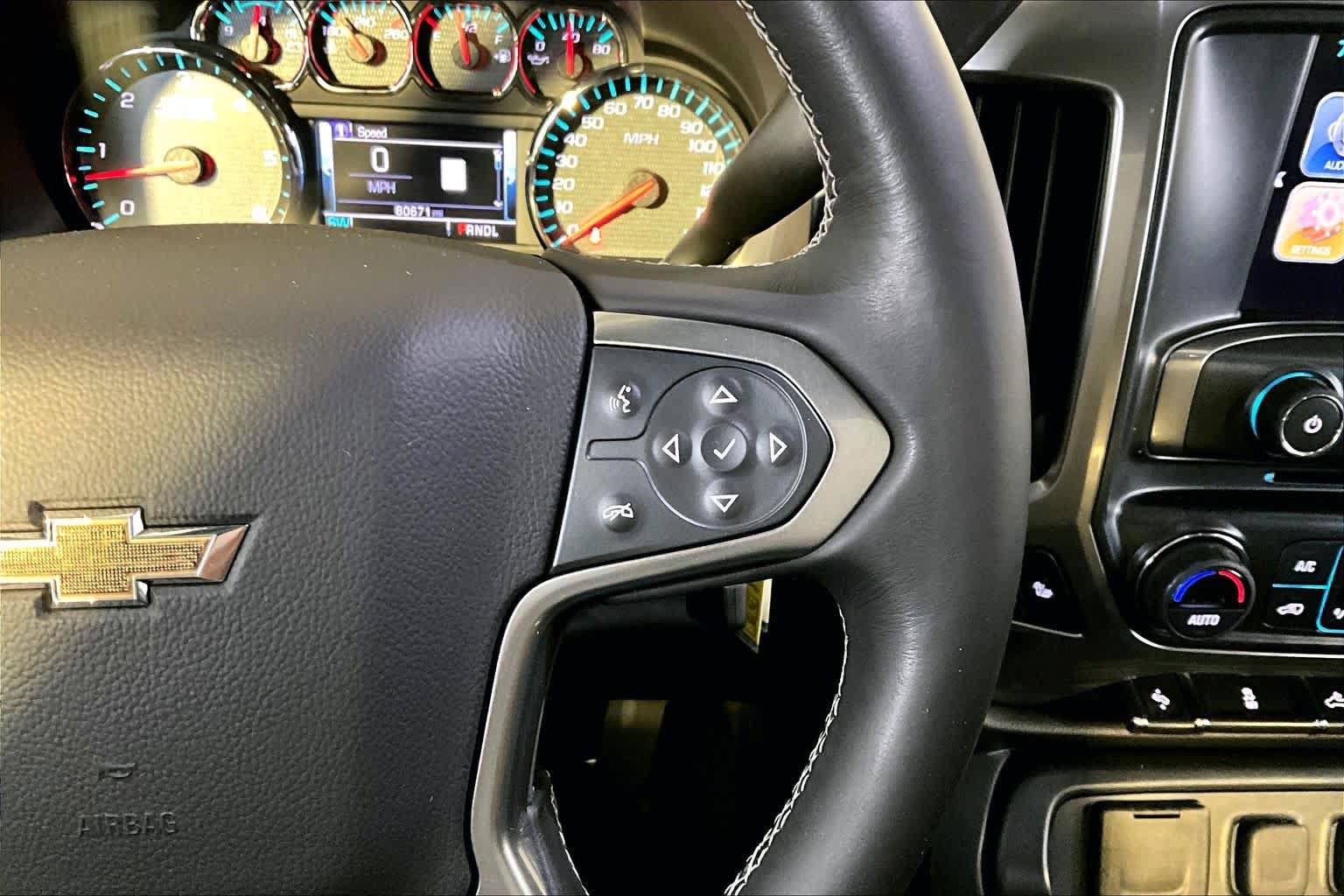 Used 2017 Chevrolet Silverado 1500 LT w/ Midnight Edition AWD/4WD image 25