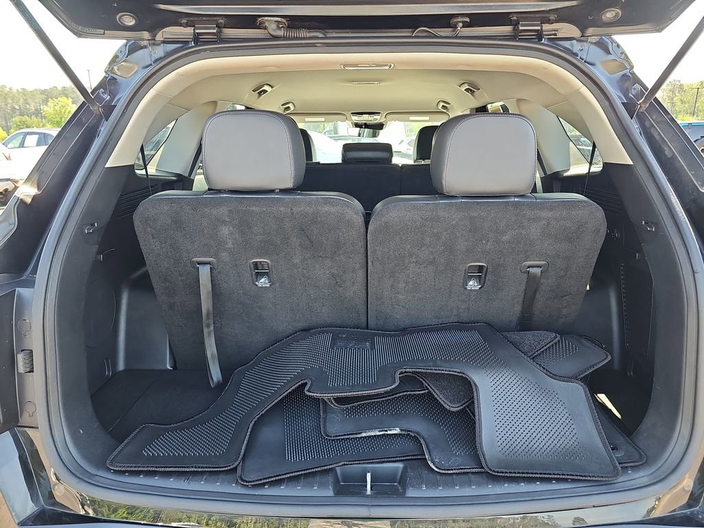 Used 2024 Kia Sorento S FWD image 17