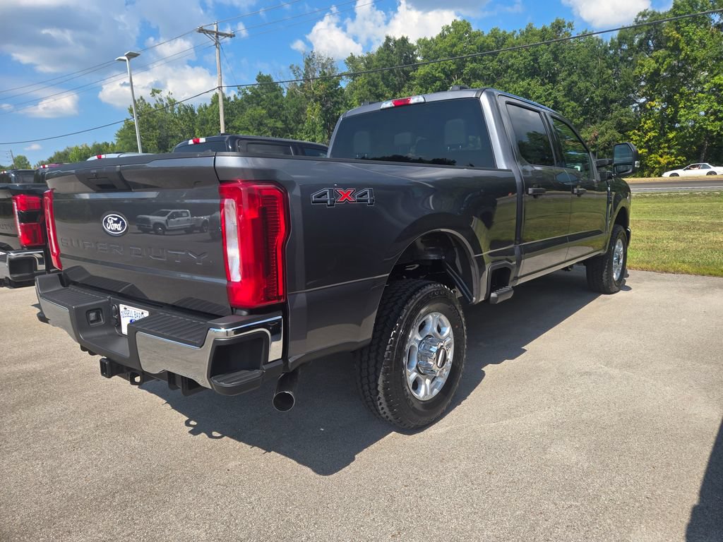 New 2027 Ford F250 XLT AWD/4WD image 4