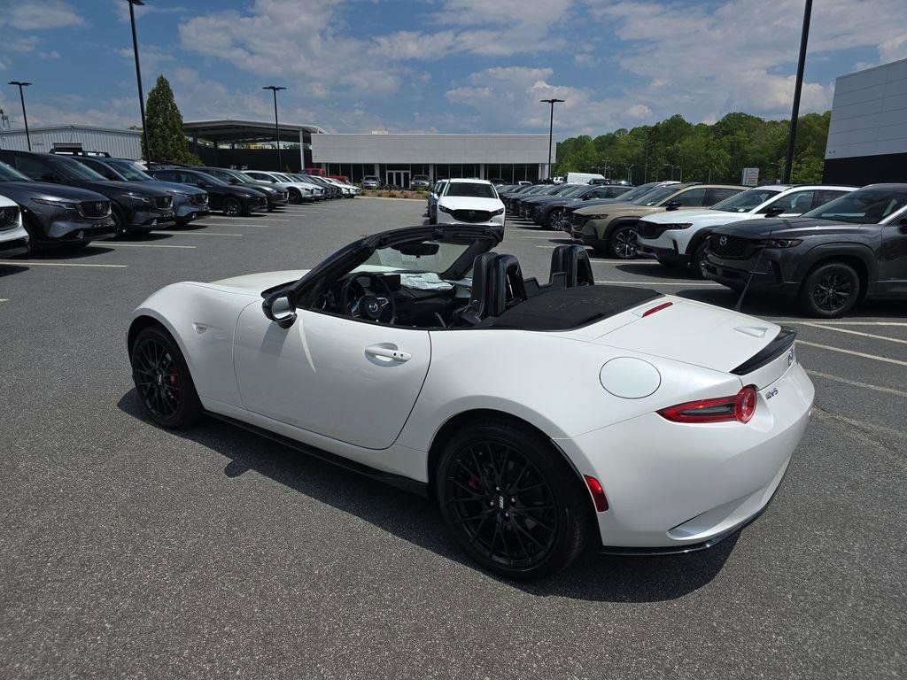 New 2026 MAZDA MX-5 Miata Club w/ Brembo/BBS Recaro Package RWD image 5
