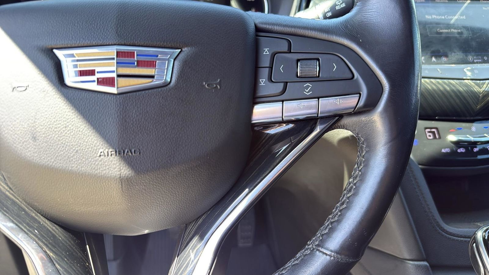 Used 2021 Cadillac XT6 Premium Luxury FWD image 14