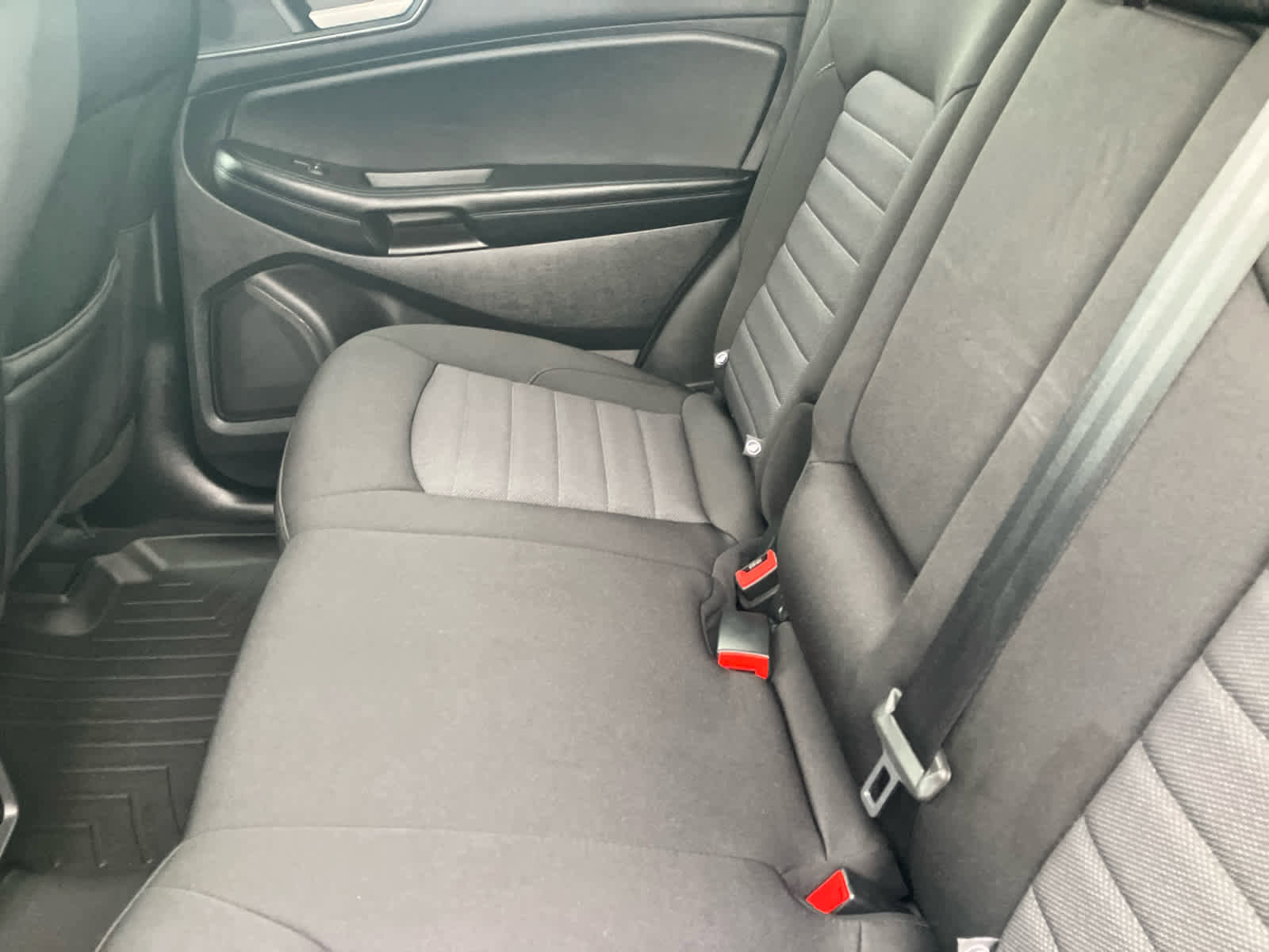 Used 2022 Ford Edge SE w/ Black Appearance Package AWD/4WD image 31