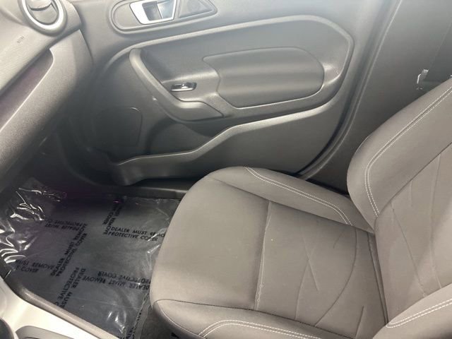 Used 2015 Ford Fiesta SE FWD image 18