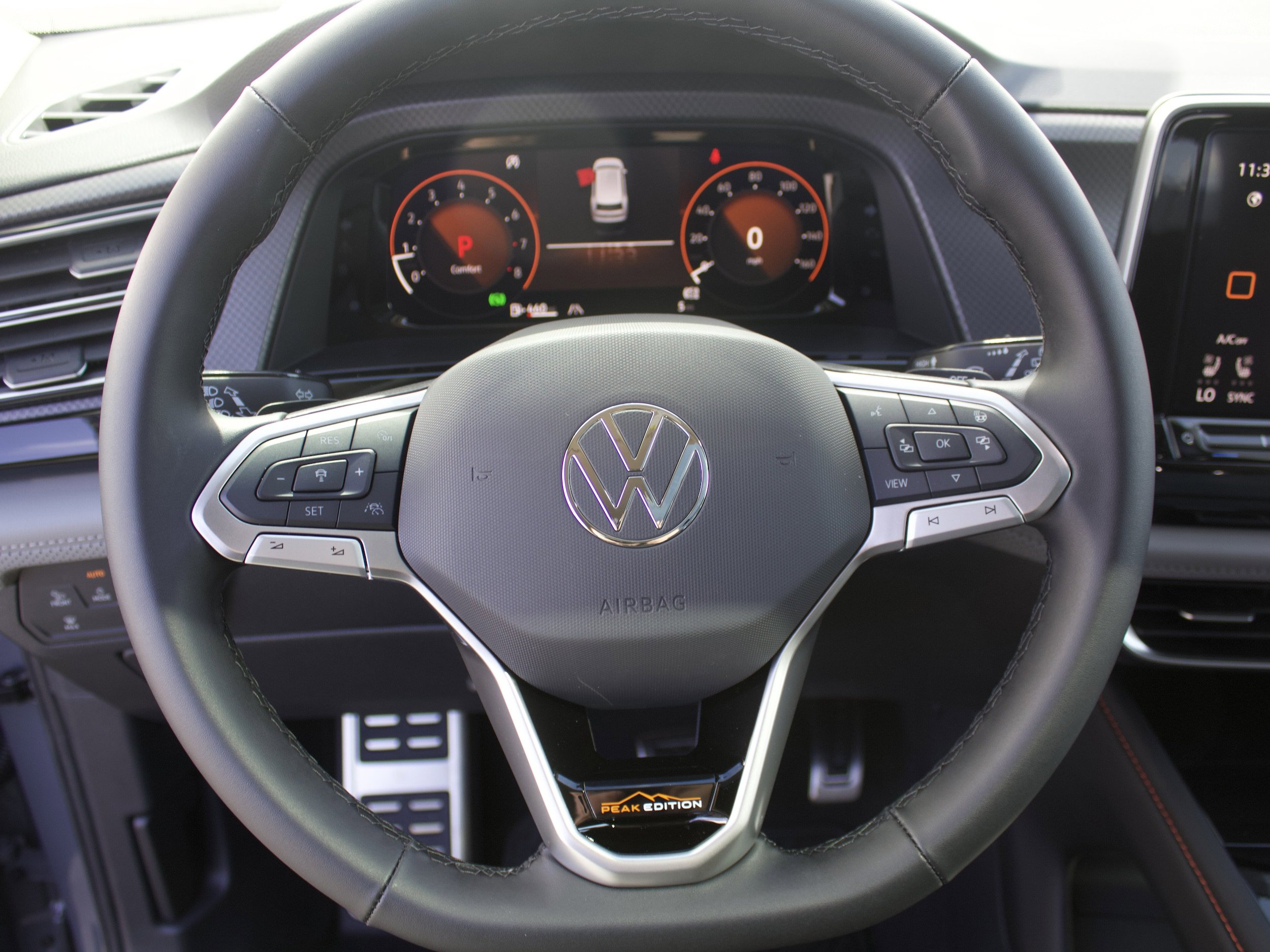 New 2026 Volkswagen Atlas Peak Edition AWD/4WD image 16
