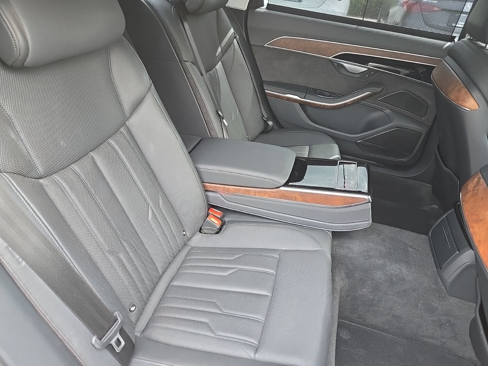 Used 2019 Audi A8 L 3.0T w/ Executive Package AWD/4WD image 12
