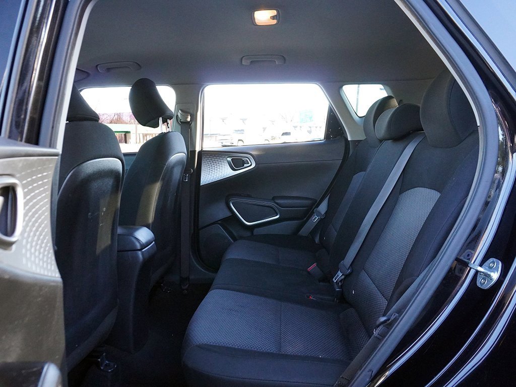 Used 2020 Kia Soul LX image 29