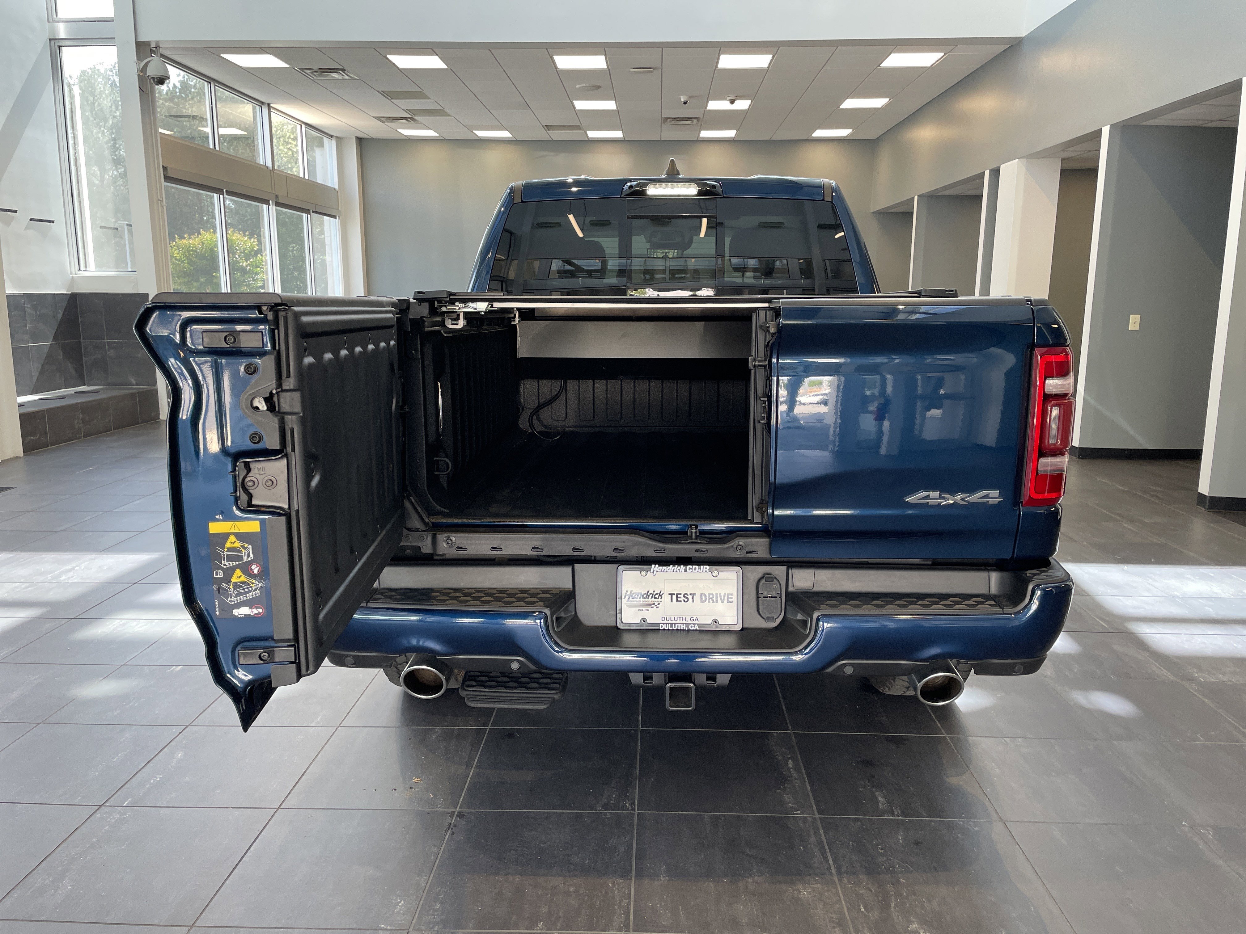 Used 2024 RAM 1500 Limited AWD/4WD image 38