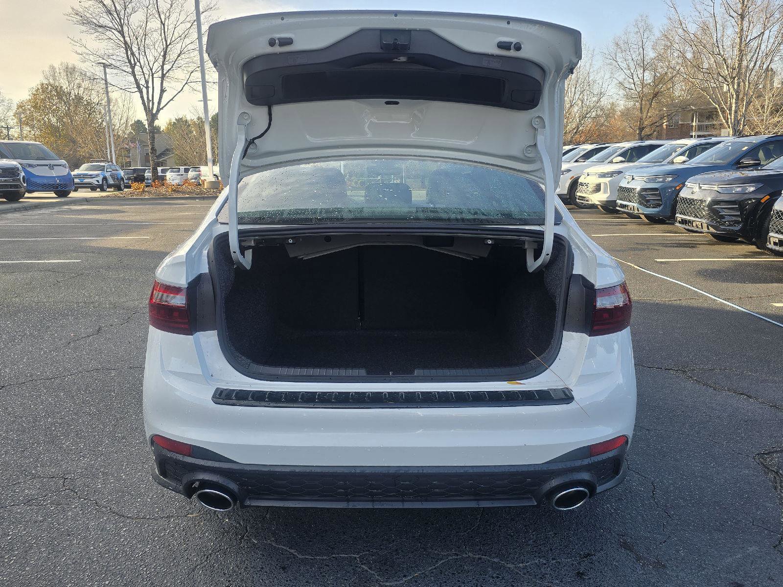 Used 2025 Volkswagen Jetta GLI Autobahn image 7