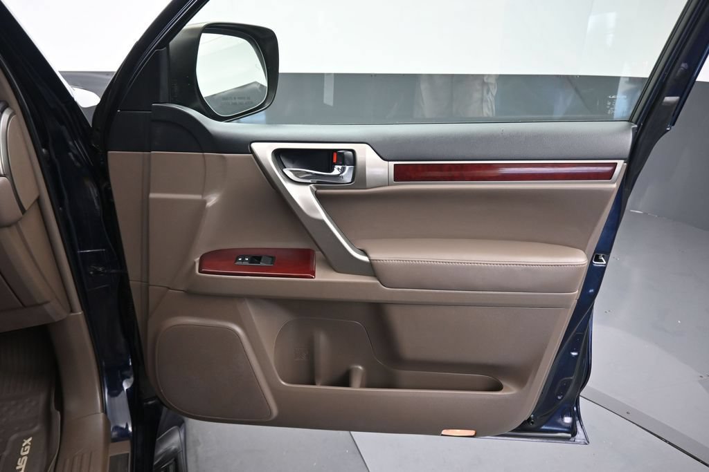 Used 2019 Lexus GX 460 Premium AWD/4WD image 49