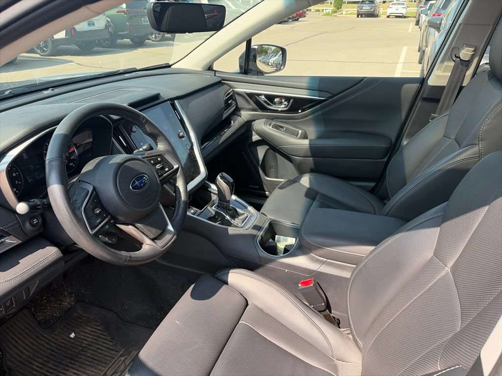 Used 2021 Subaru Outback Onyx Edition AWD/4WD image 4