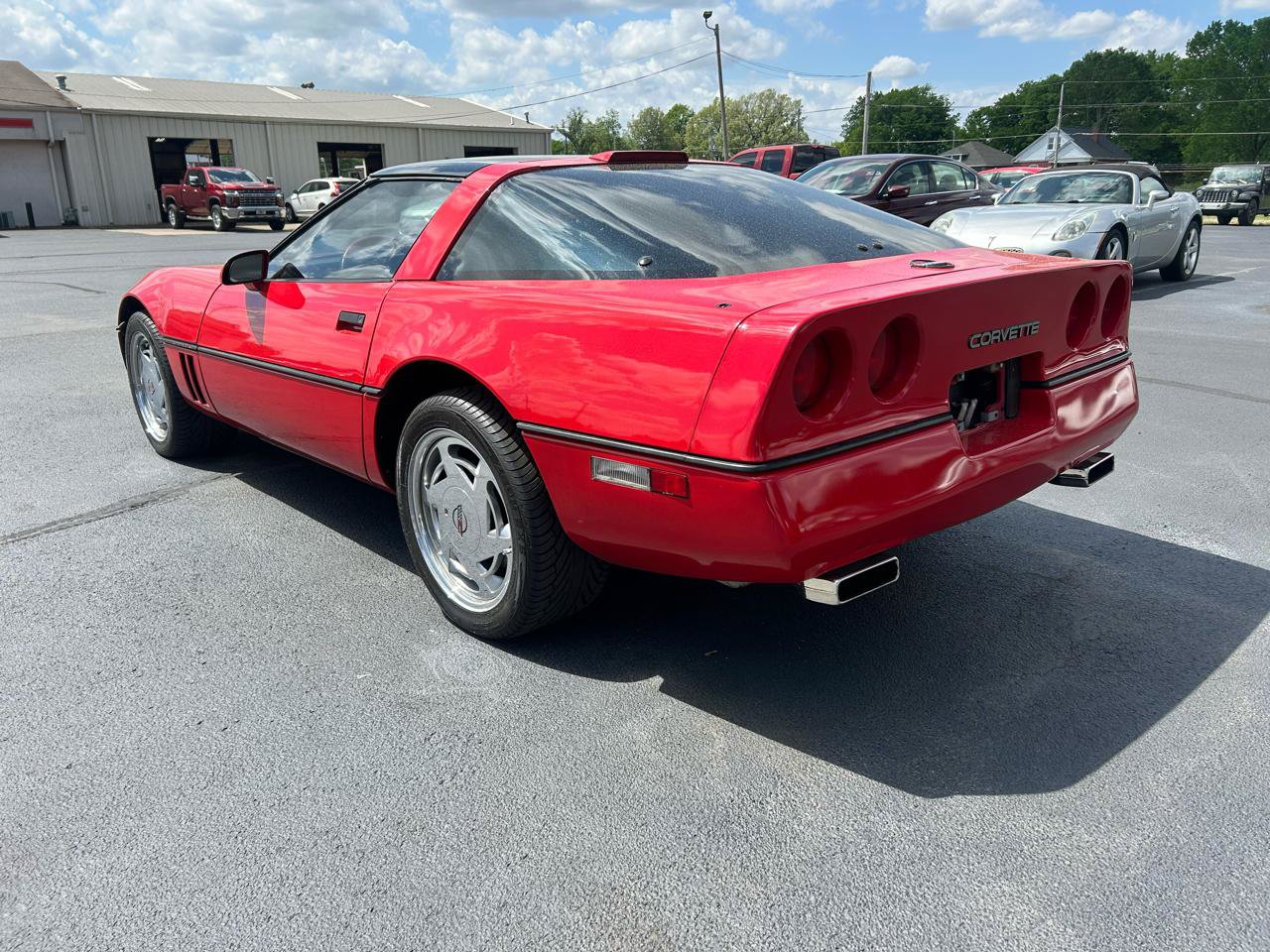 Used 1989 Chevrolet Corvette Coupe RWD image 7