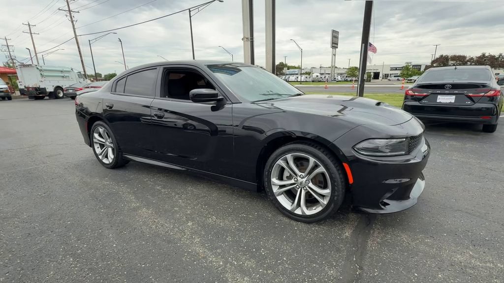Used 2022 Dodge Charger R/T RWD image 2