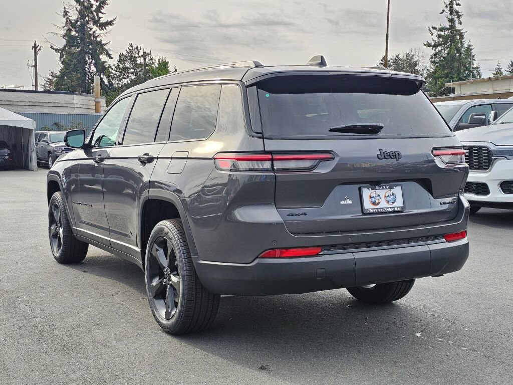 New 2025 Jeep Grand Cherokee L Limited w/ Black Appearance Package image 6