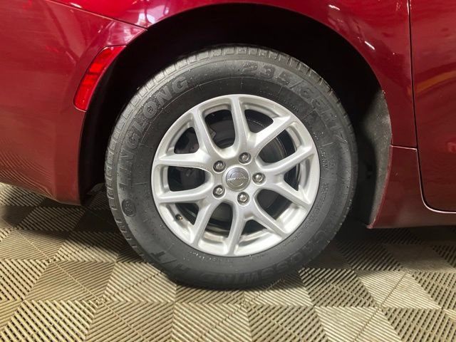 Used 2017 Chrysler Pacifica Touring FWD image 21