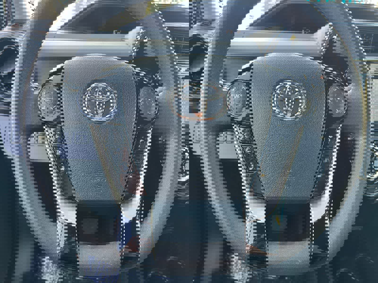 Used 2018 Toyota Prius C One image 23