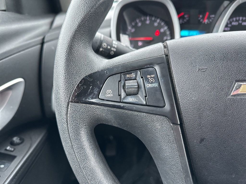 Used 2015 Chevrolet Equinox LS image 19