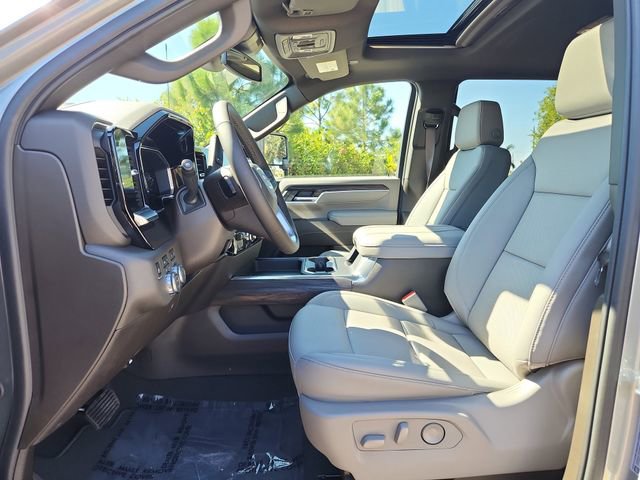 New 2026 GMC Sierra 2500 SLT w/ SLT Premium Package image 16