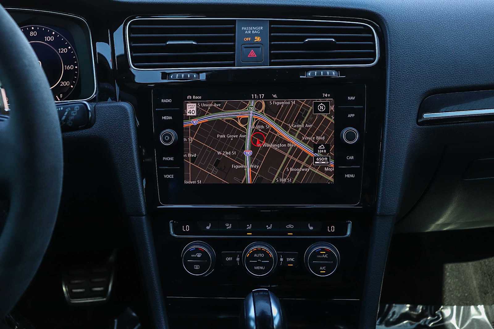 Used 2019 Volkswagen Golf R 4-Door image 13