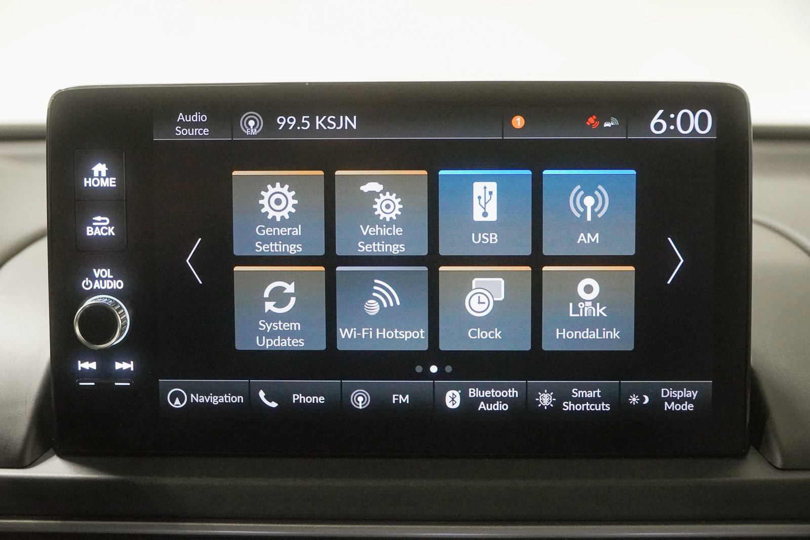 Certified 2025 Honda Pilot Touring image 30
