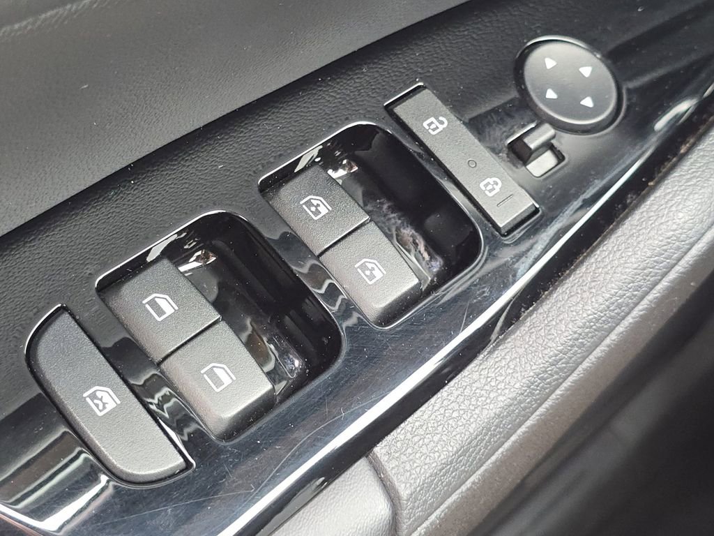 Used 2023 Kia Sportage EX FWD image 25