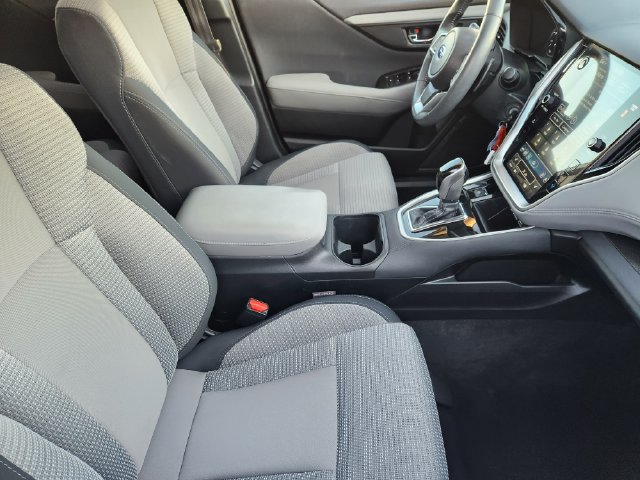 Used 2025 Subaru Outback Premium w/ Popular Package #1A AWD/4WD image 19