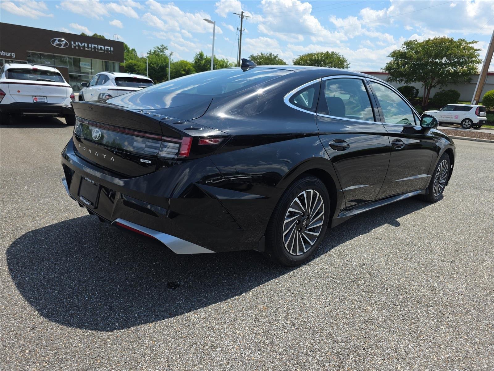 Certified 2025 Hyundai Sonata SEL FWD image 6