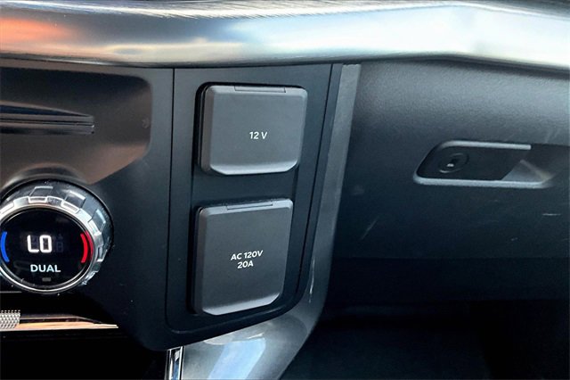 Used 2021 Ford F150 Lariat w/ Equipment Group 502A High image 26