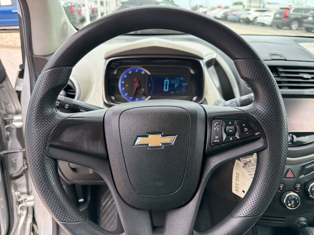 Used 2016 Chevrolet Trax LS FWD image 18